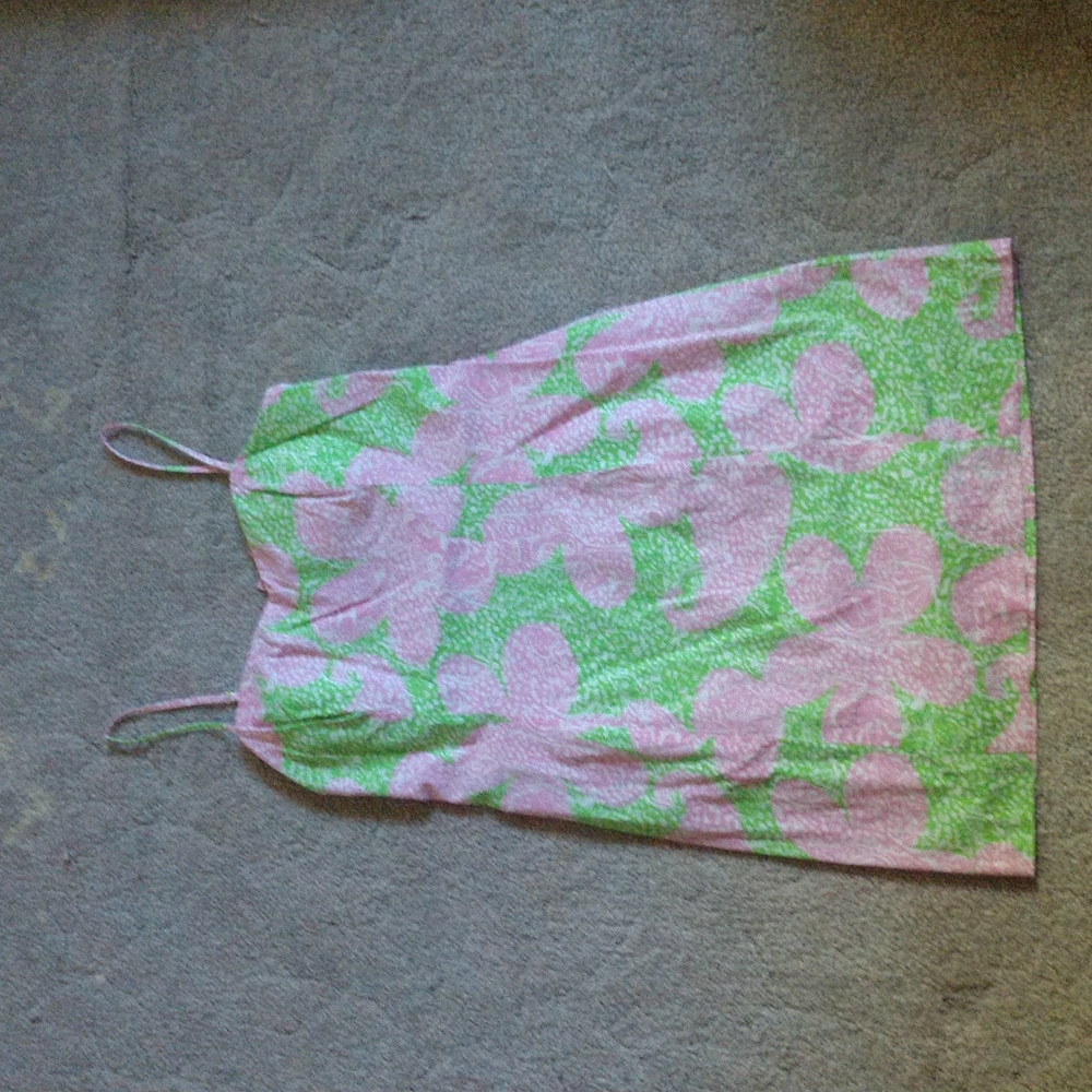 Adorable Lilly Pulitzer Tie Back Dress